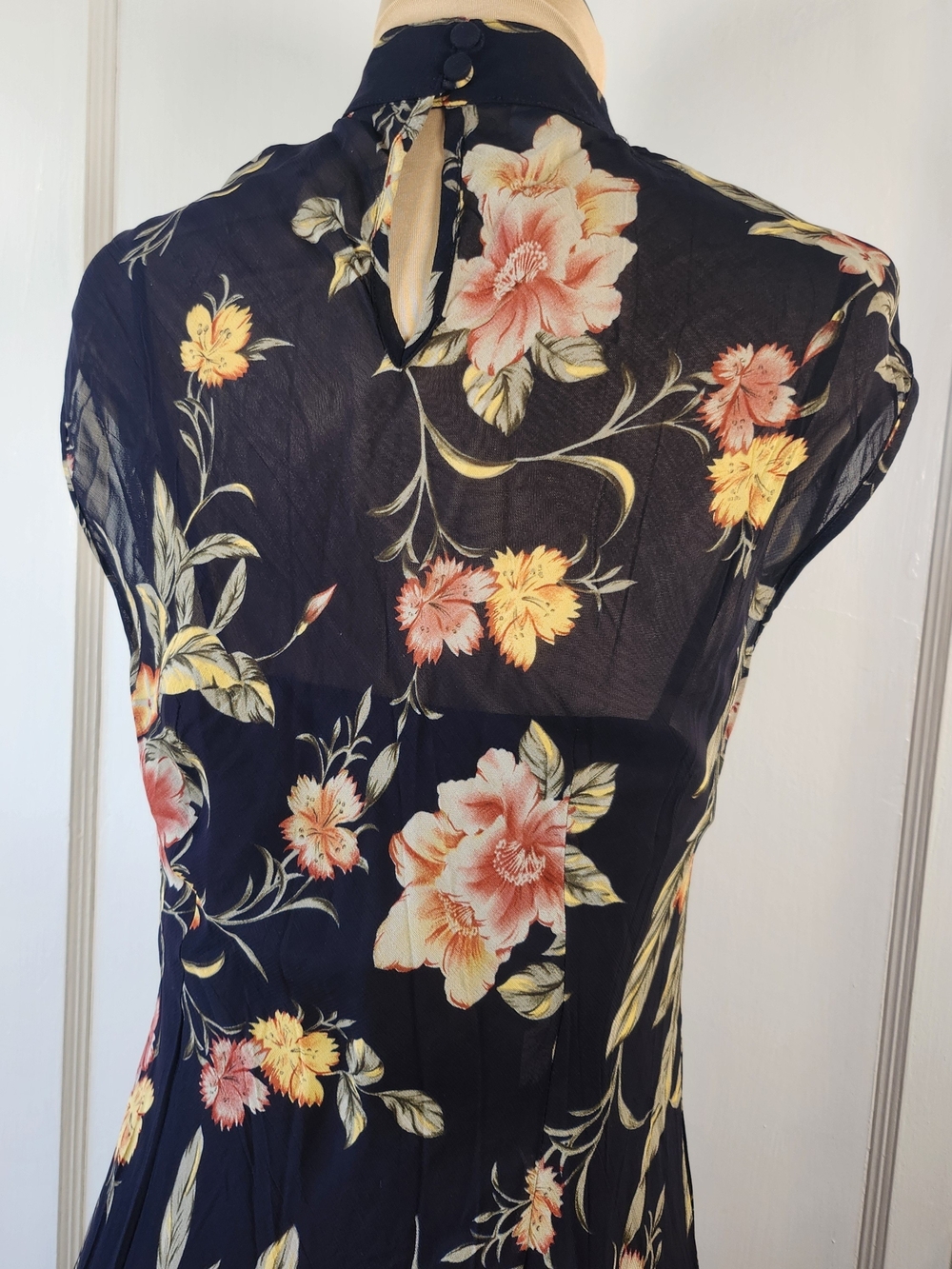 Vtg Y2K Talbots Black Floral Maxi Dress with Mandarin Collar - Picture 2 of 8